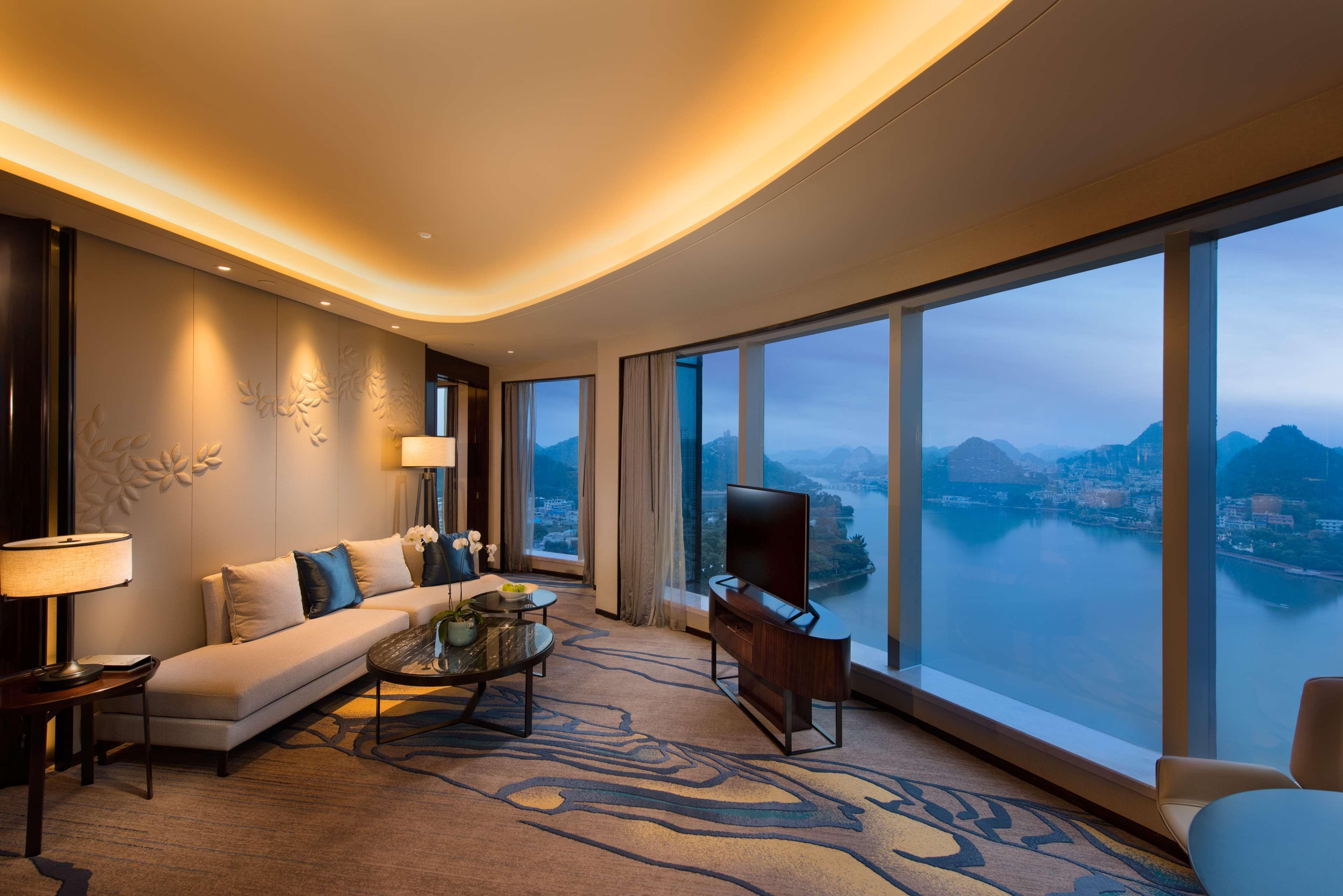 Doubletree By Hilton Hotel Anshun Exterior photo